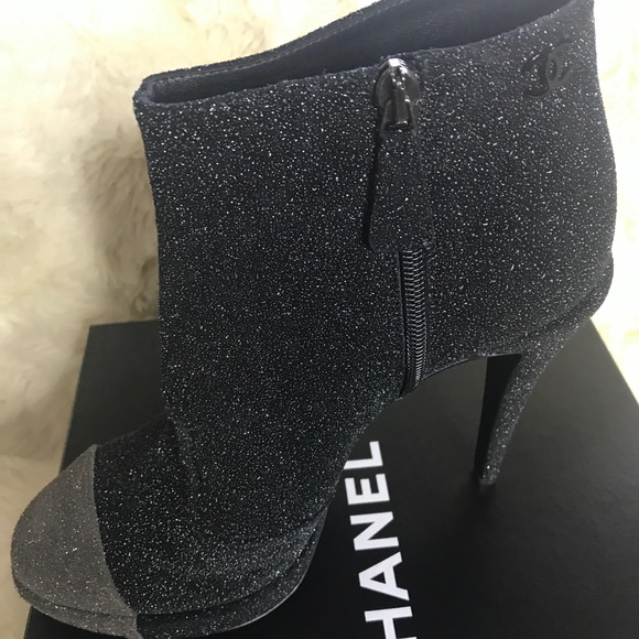 Authentic CHANEL Glitter Leather Platform booties - Picture 4 of 8